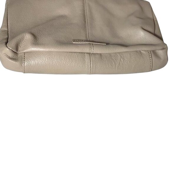 BCBG Colourblock Leather Bag With Chain Strap - Picture 5 of 7